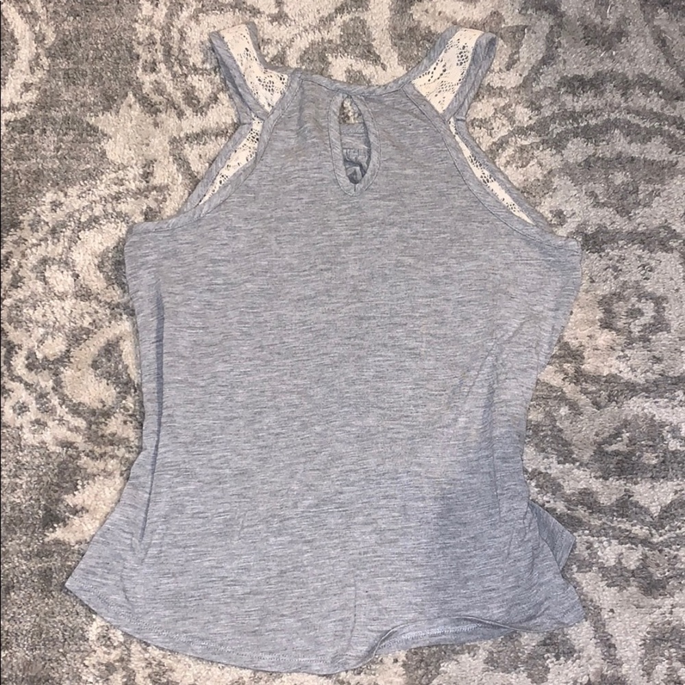 Flowy Tank - Picture 4 of 4